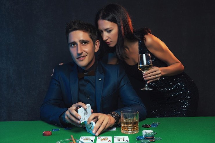 phjoy22 bonus promotional banner with casino chips and mobile